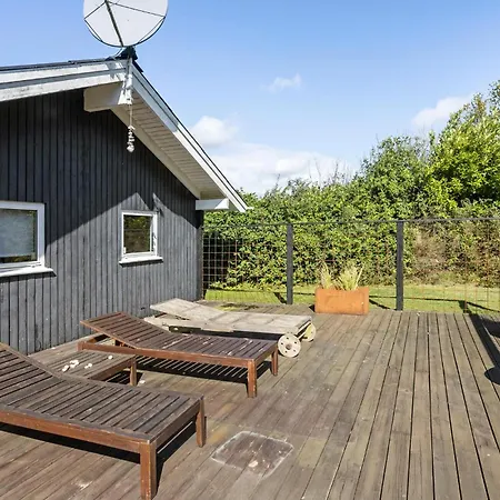 Ferienhaus Gorgeous In With Sauna